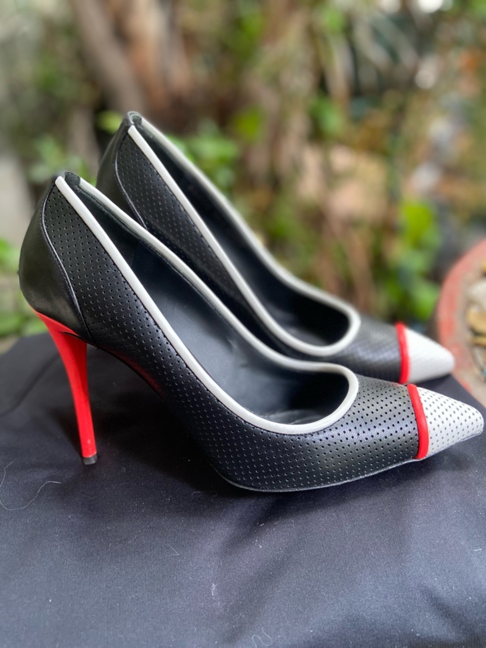 Giuseppe Zanotti Scarpa pointed stilleto heel in flamingo red